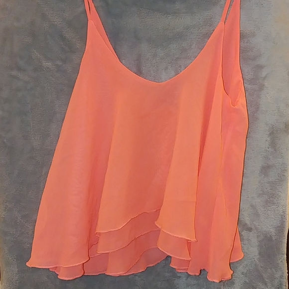 Layered crop camisole - Picture 3 of 6